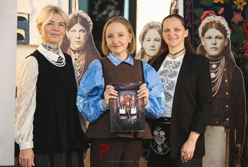 Команда «Баби Єльки» презентувала ідею нового проєкту «Сто експедицій «Баби Єльки». Етнографічне обличчя Кропивниччини»